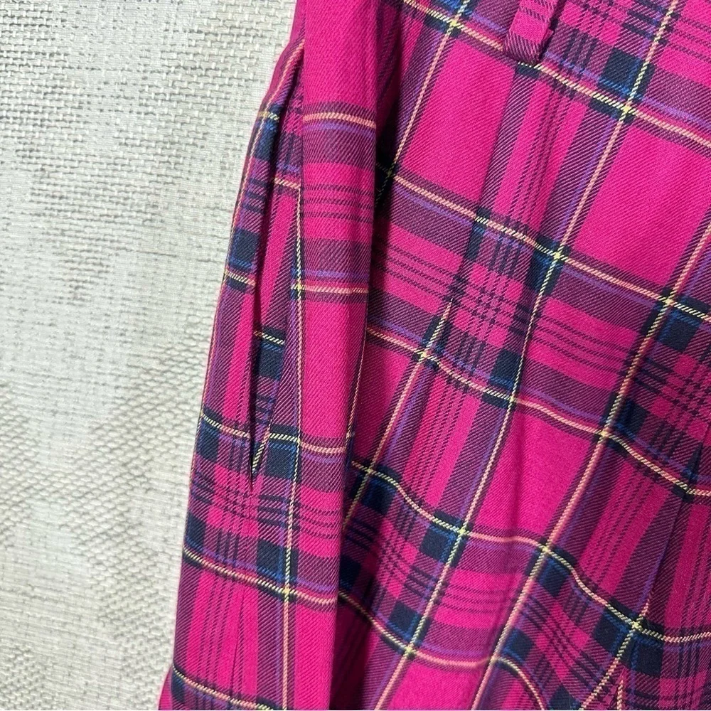 VTG high waisted pink plaid bermuda shorts with belt loops size 38